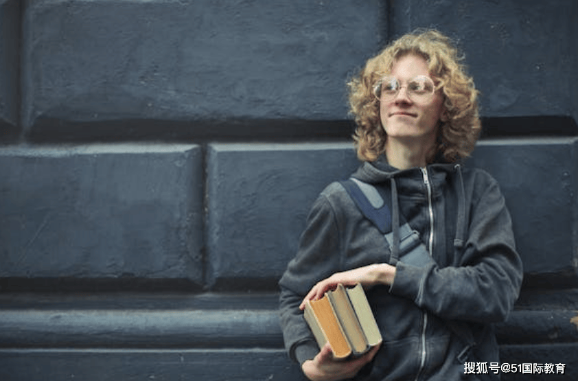 A-Level课程考试指南，考试标准与时间安排全解析！