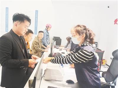 郑州出租汽车驾驶员从业资格证实现“即考即发证”