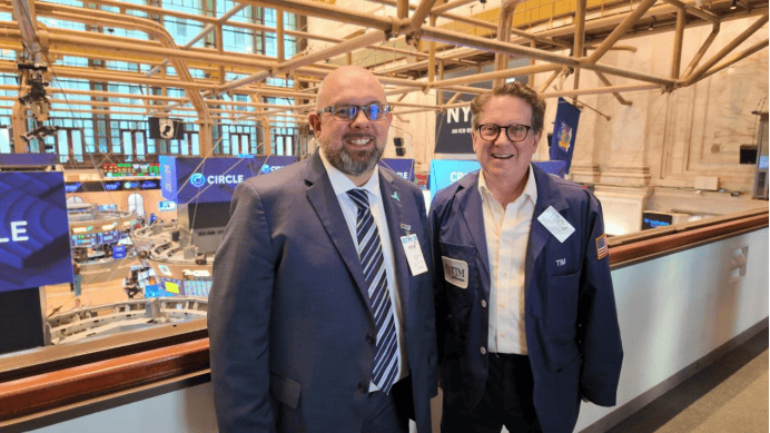 AIDAv2见证历史时刻：USDC成功上市纽约证券交易所，Web3与传统金融的深度融合