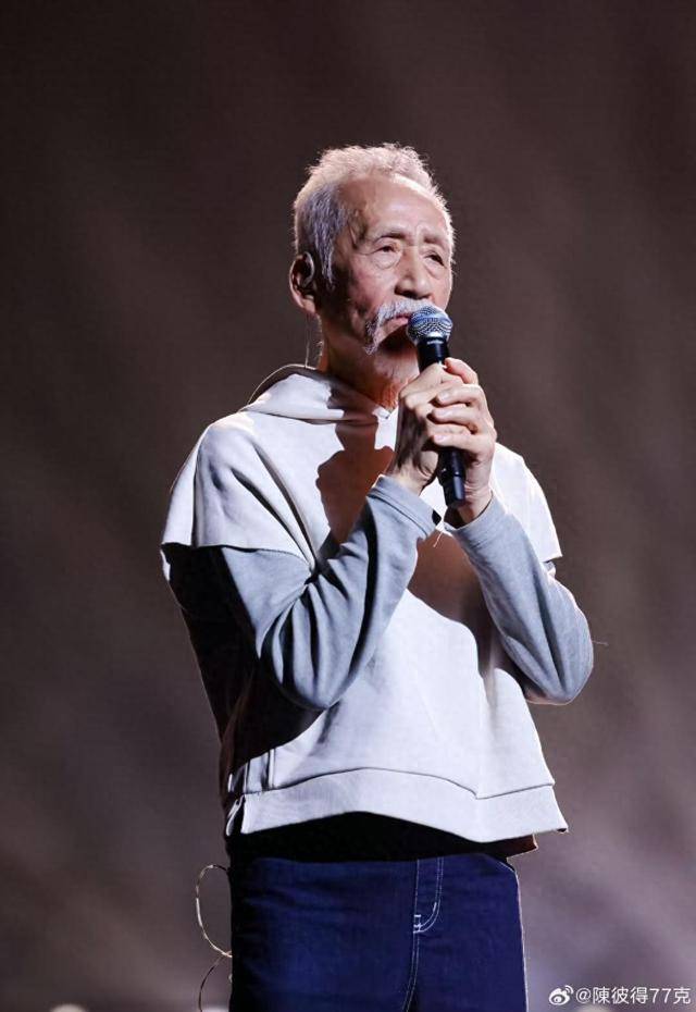 音乐人陈彼得去世,唱片还未录制完,家人:希望安葬在成都