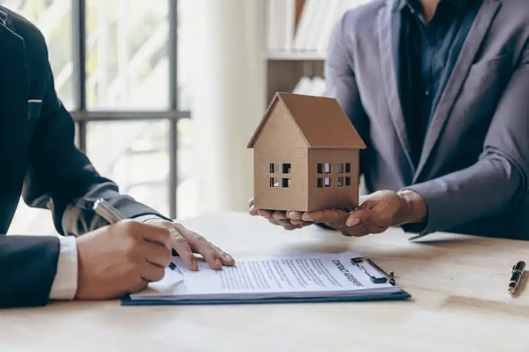 物业经理从业资格证怎么考试的呢