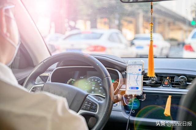 西安市试点推行出租汽车驾驶员从业资格考试“一考双证”