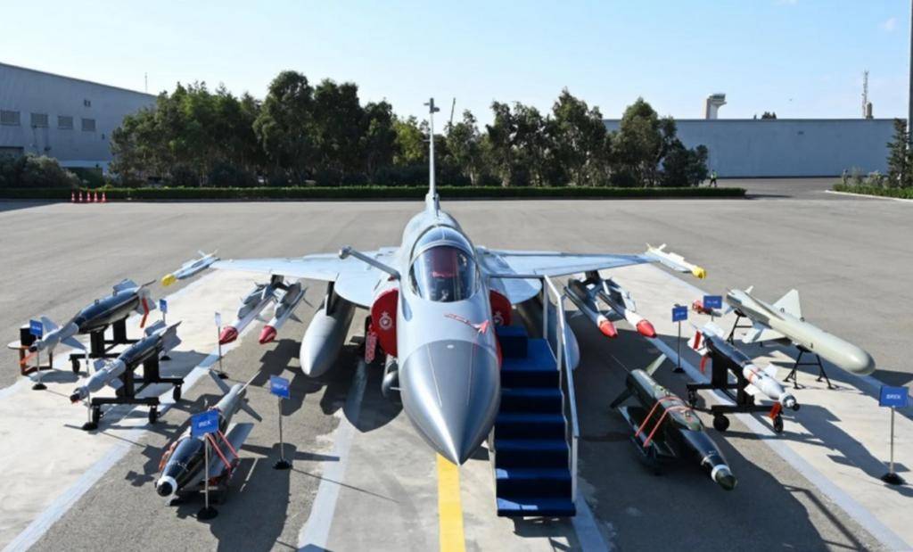 42亿美元，40架枭龙，史上最大中巴军贸订单，阿塞拜疆的敌人变了