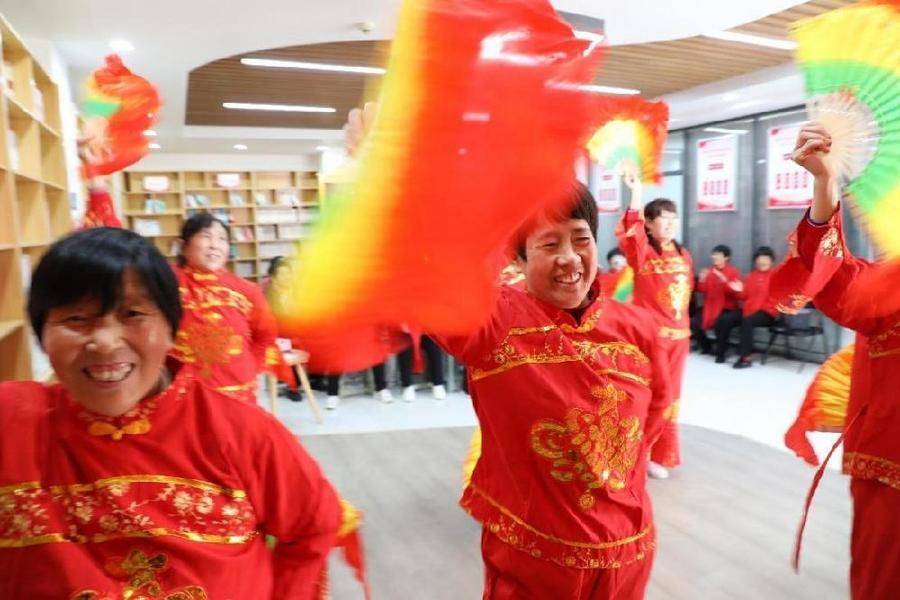 新华网财经观察丨“一课难求”的老年大学