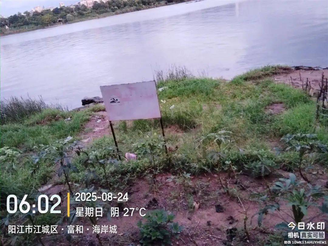 “救命！”17岁少年听到呼救，跳河勇救六旬老人不幸溺亡，母亲泪流不止：他根本不会游泳