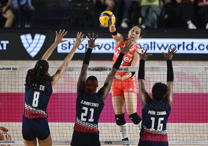 3连胜！世锦赛-中国女排3-0多米尼加锁小组头名 1/8决赛战法国