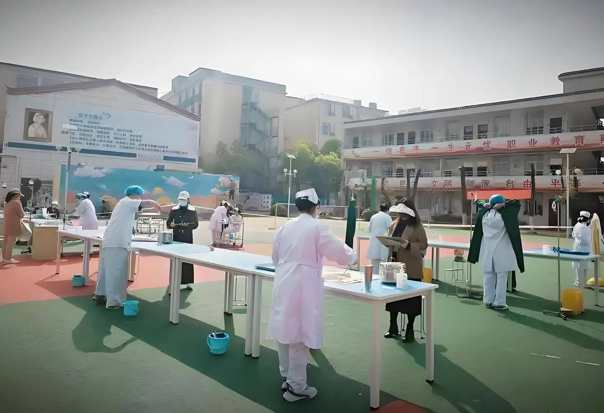 护士资格证通过率95%！这所学校的助产专业凭什么这么牛？