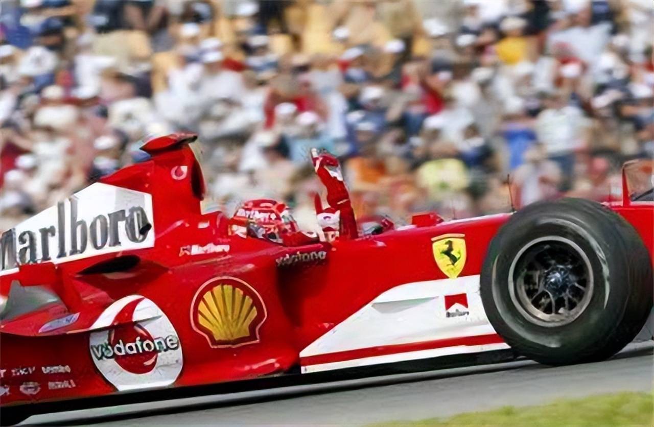 2013年舒马赫昏迷,科琳娜为救夫9年花20亿人民币:卖房也不言弃