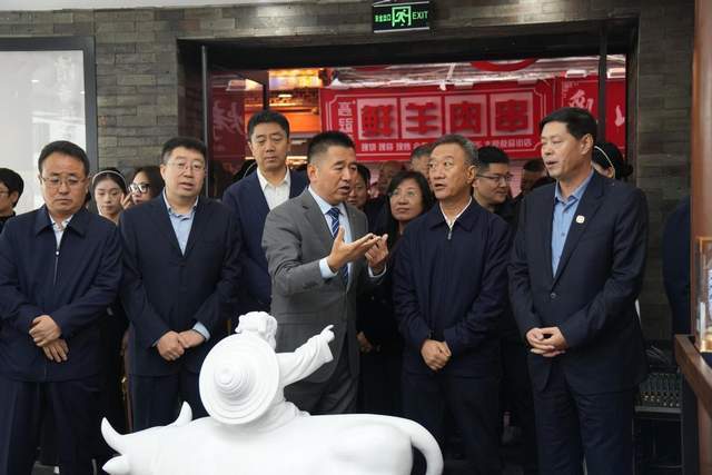 杏花村汾酒专业镇太原体验中心启幕暨晋善晋美酒道馆共创平台同步发布！共筑清香白酒全国化新支点